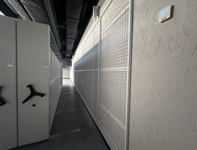 навесные сетки для хранения картин